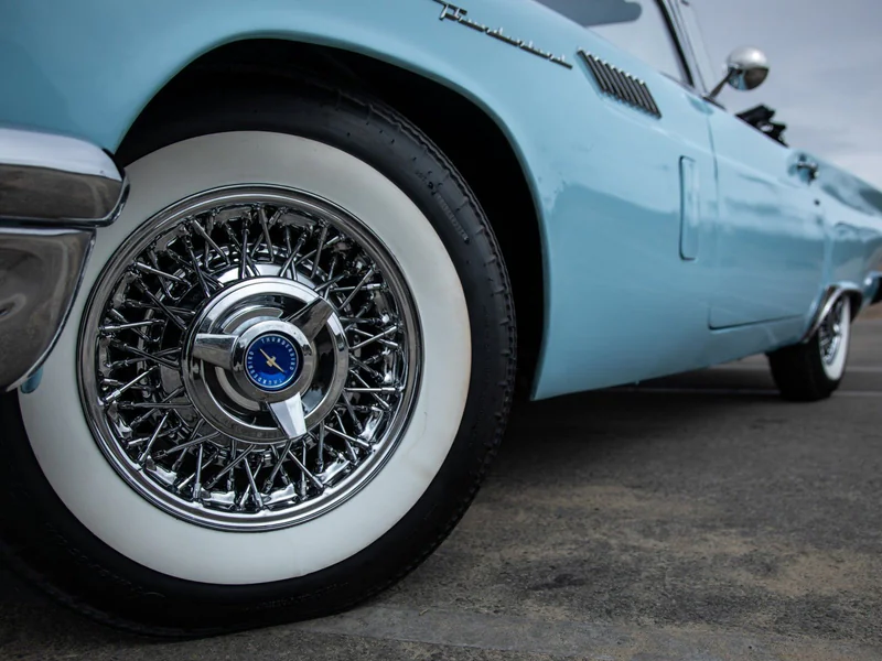 1957 Ford Thunderbird in Los Angeles 22