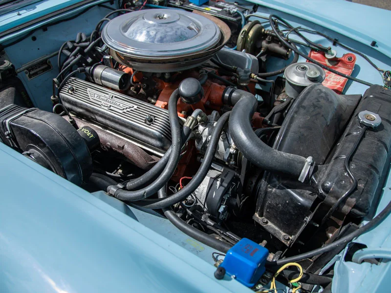 1957 Ford Thunderbird in Los Angeles 24