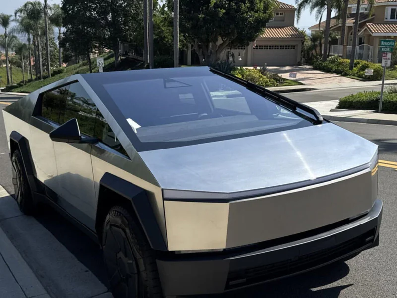 2024 Tesla Cybertruck 7