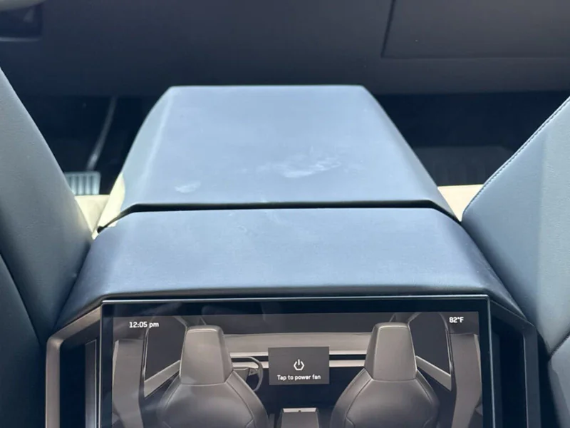 2024 Tesla Cybertruck 10