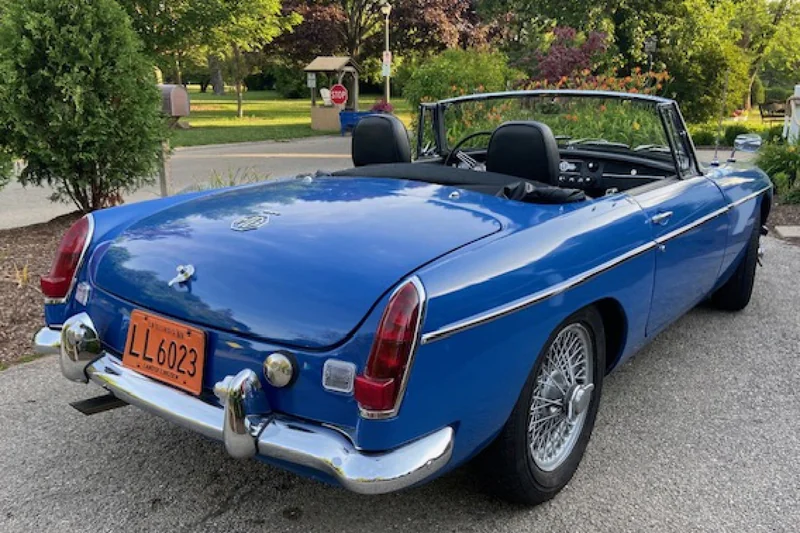 1969 MG MGC Roadster 2