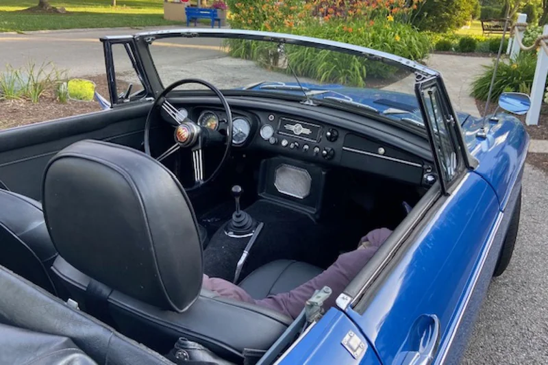 1969 MG MGC Roadster 5
