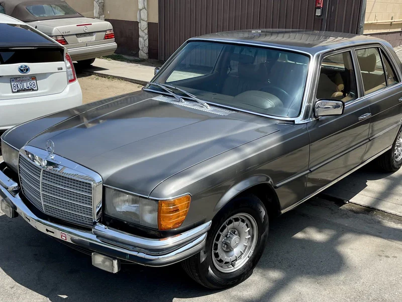 1979 Mercedes-Benz 280SE Base 6