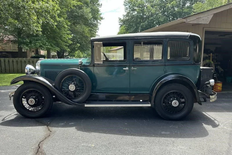 1928 Hupmobile Century 125 4-door sedan Century 125 2