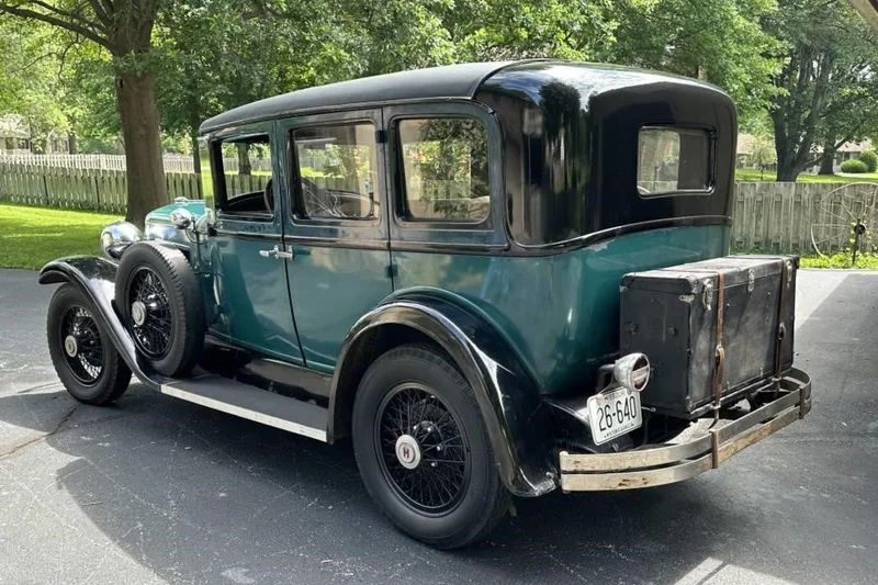 1928 Hupmobile Century 125 4-door sedan Century 125 3