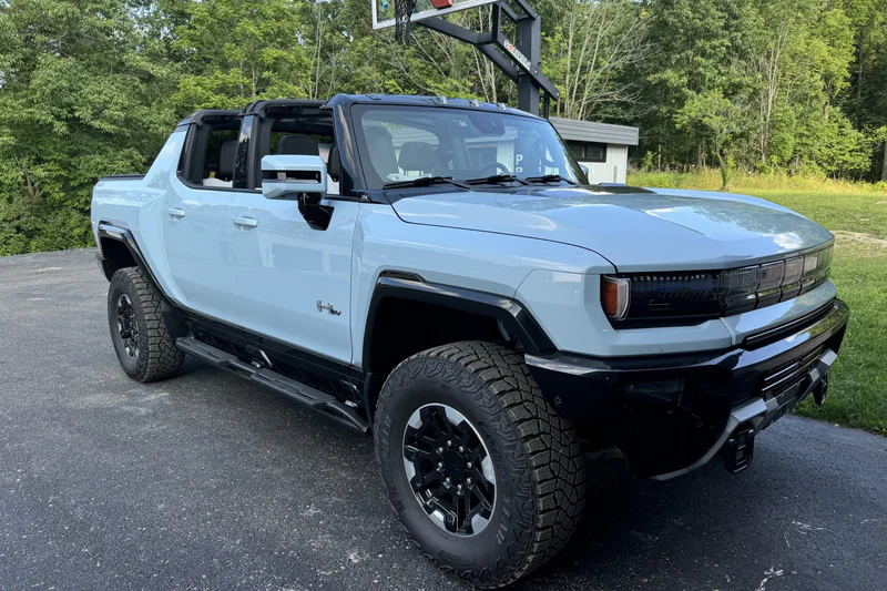 2024 GMC Hummer EV