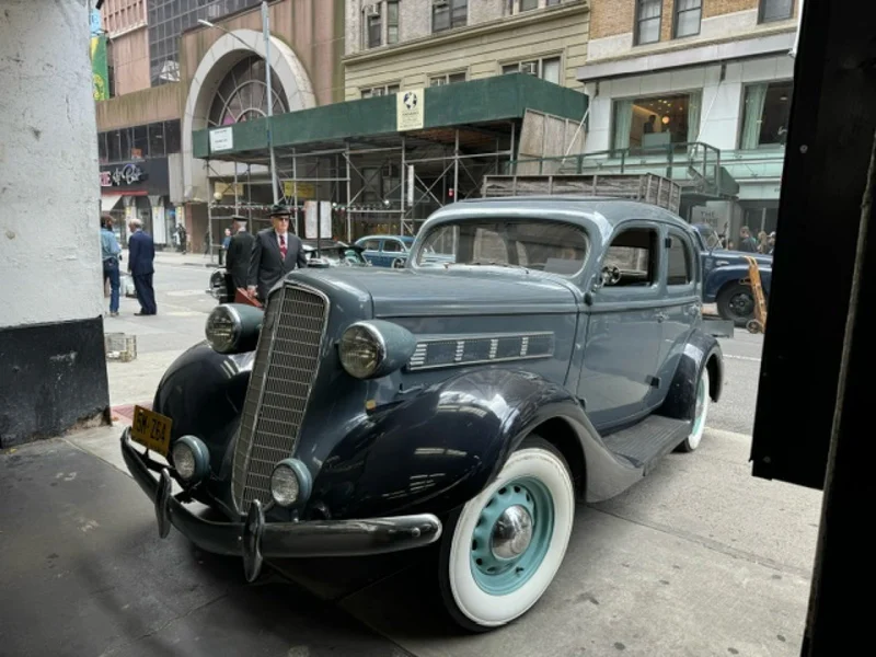1935 REO Flying Cloud Base 5