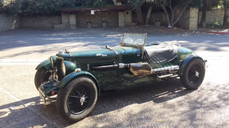 1933 Aston Martin ULSTER REPLICA 2