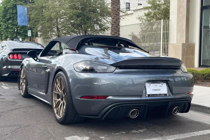 2024 Porsche 718 Spyder RS
