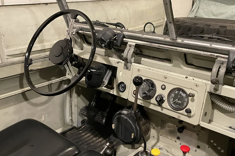 1967 Land Rover Series 2A base 5