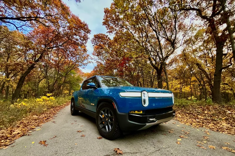 2022 Rivian R1T quad motor quad 8