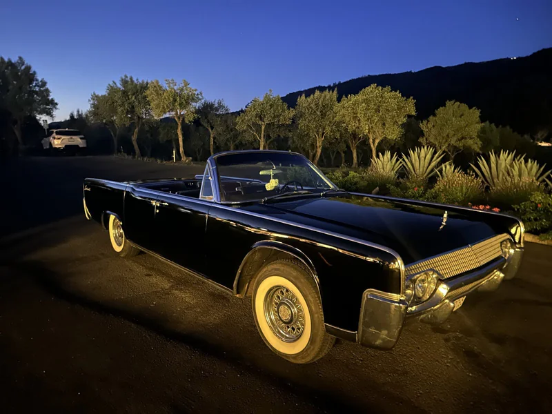 1961 Lincoln Continental