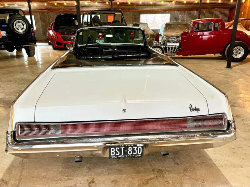 1968 Dodge Polara Base 7