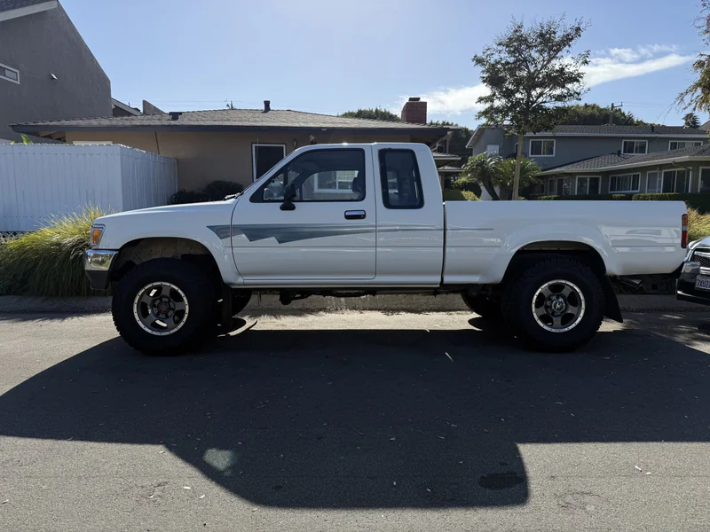 1992 Toyota Pickup in Newport Beach 6