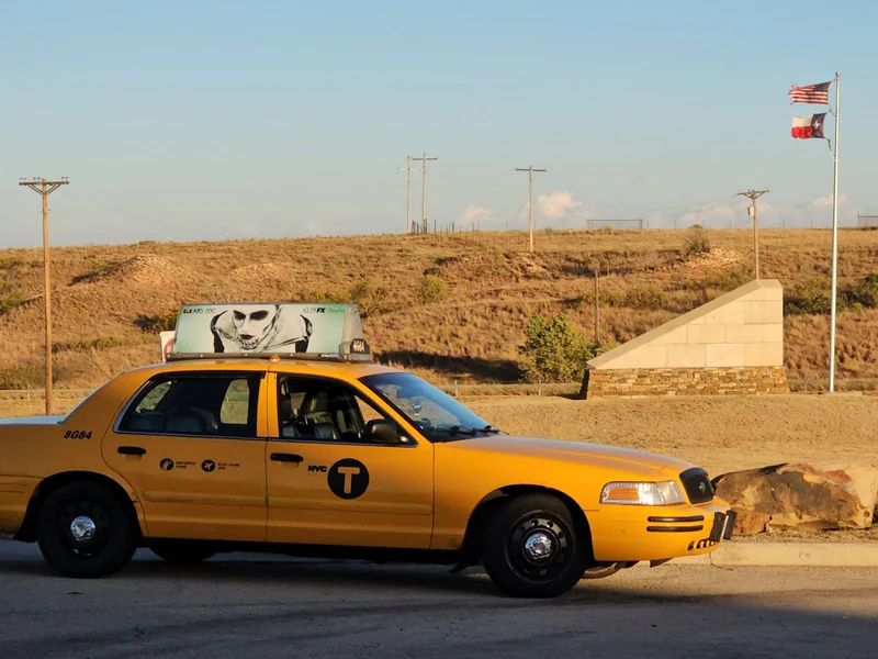2008 Ford Crown Victoria New York City Taxi Cab 2