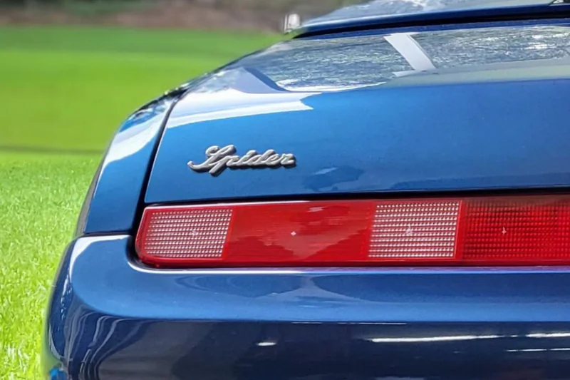 1997 Alfa Romeo Spider V6 Lusso 4