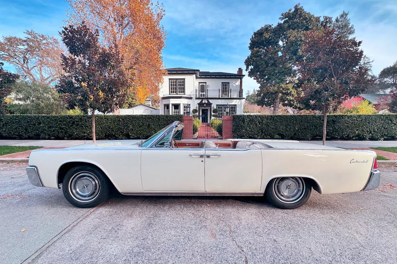 1963 Lincoln Continental