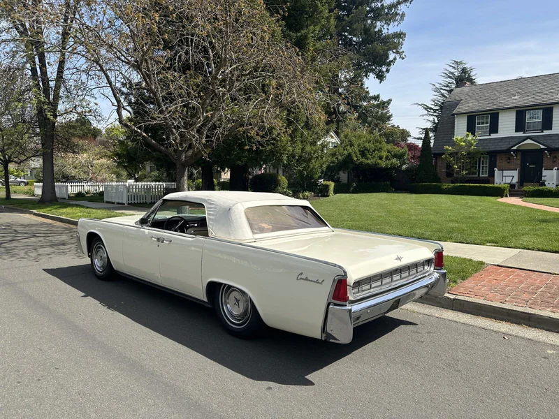 1963 Lincoln Continental