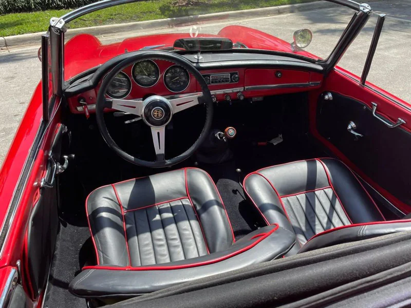 1965 Alfa Romeo Giulia Spider 6