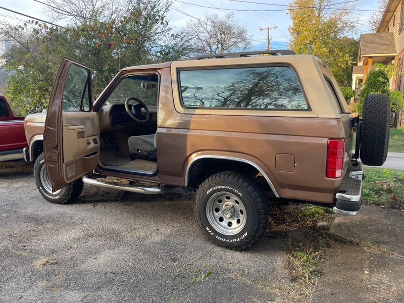 1986 Ford Bronco 1/2 Ton 3