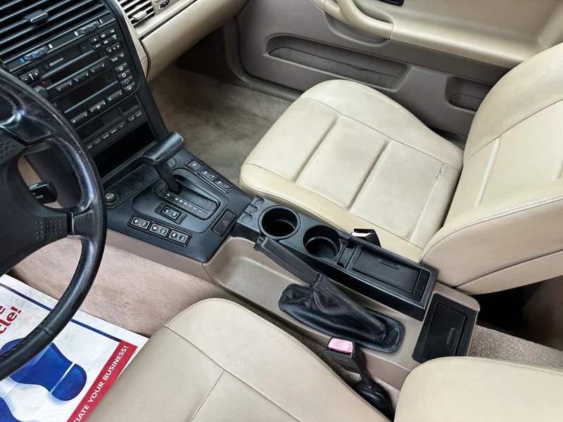 1996 BMW 318i Base 17