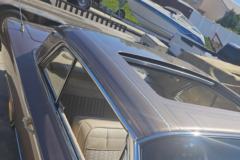 1962 Chevrolet Impala Base 2