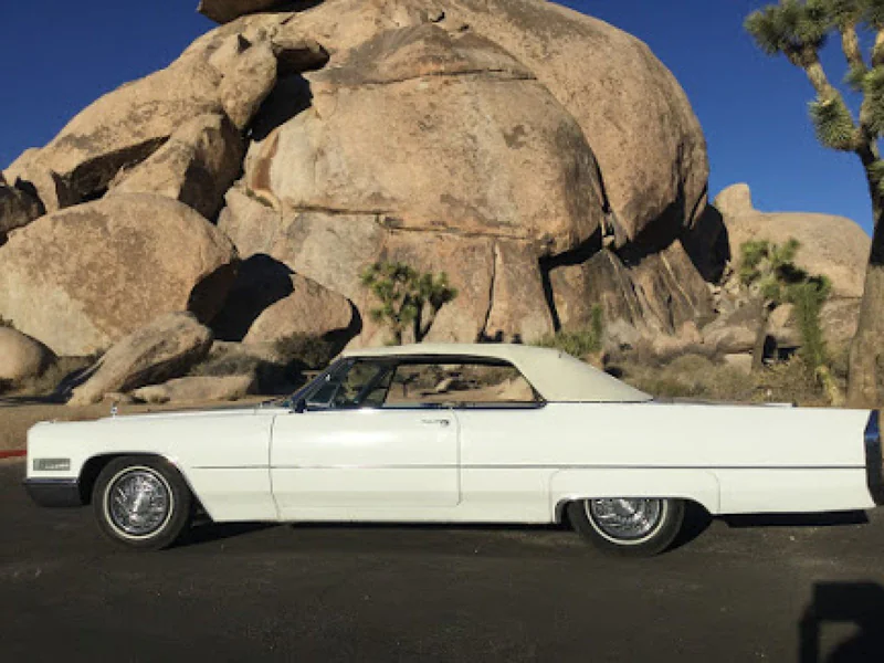1966 Cadillac DeVille Convertible  12