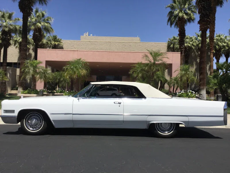 1966 Cadillac DeVille Convertible  13