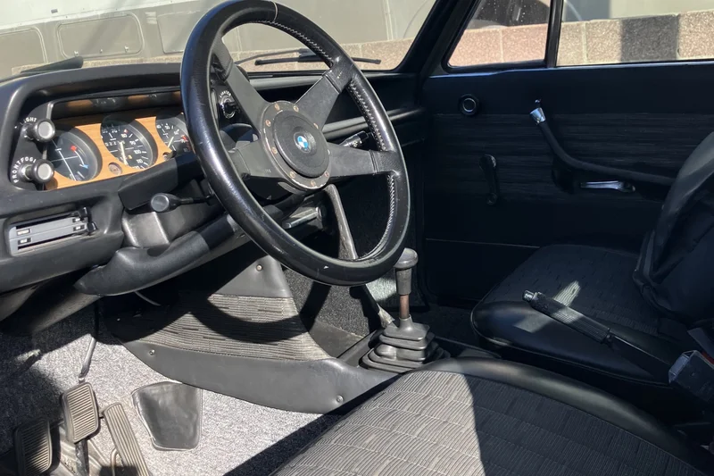 1974 BMW 2002 Base 4