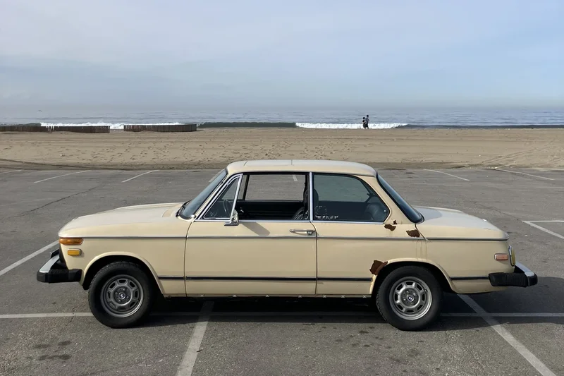 1974 BMW 2002 Base 7