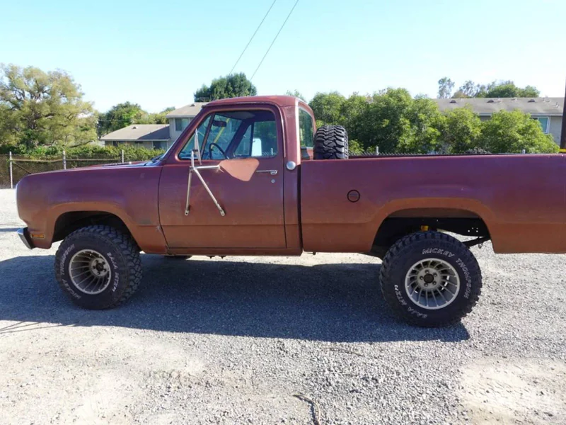1977 Dodge W150 1/2 Ton H-D 4