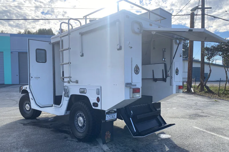 1998 Hummer H1