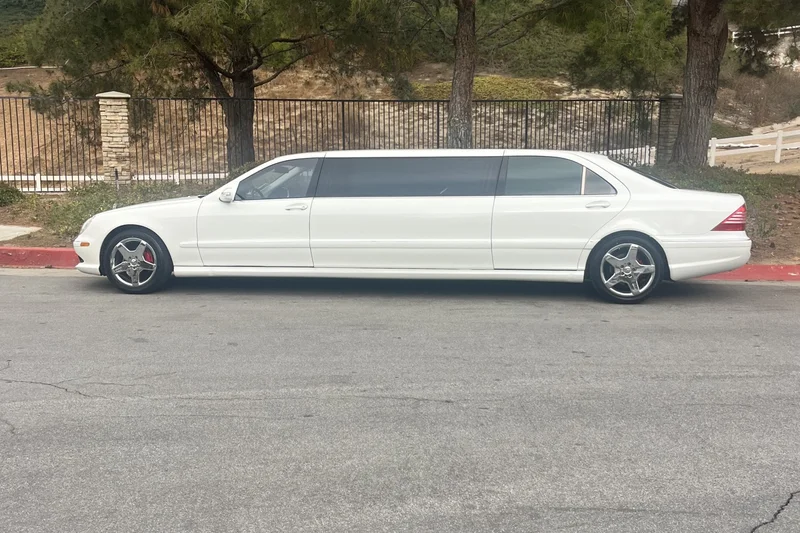 2006 Mercedes-Benz S500 limousine 4
