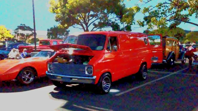 1973 Dodge B100  8