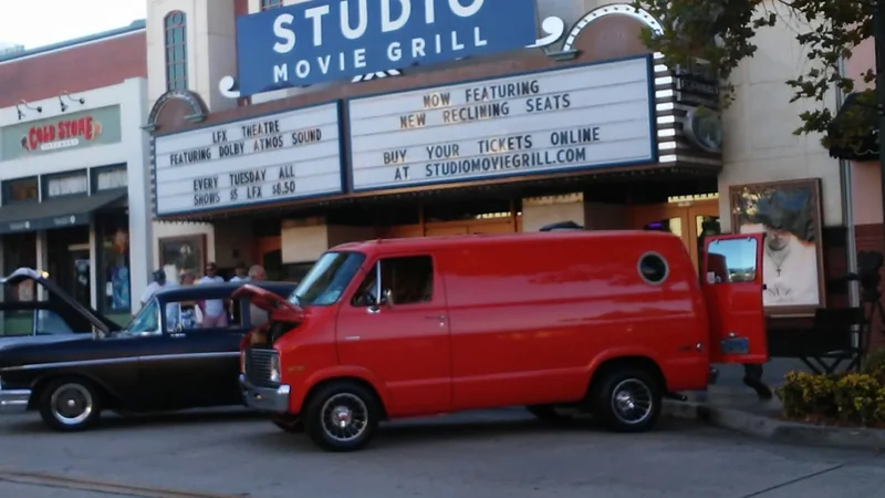 1973 Dodge B100 2