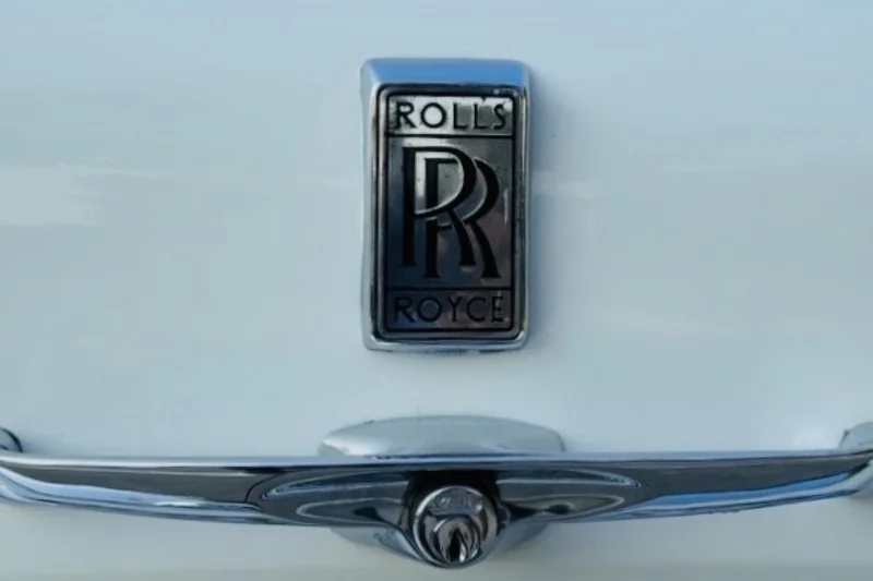1971 Rolls-Royce Silver Shadow Base 9