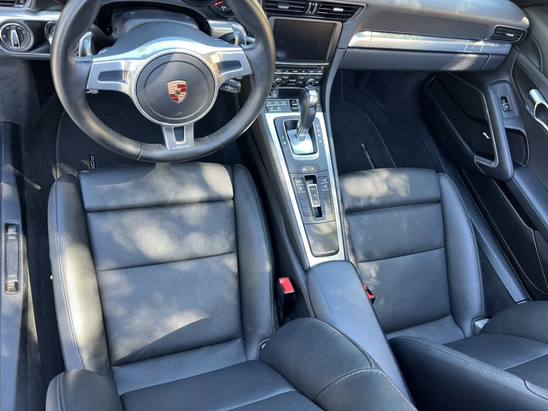 2015 Porsche 911