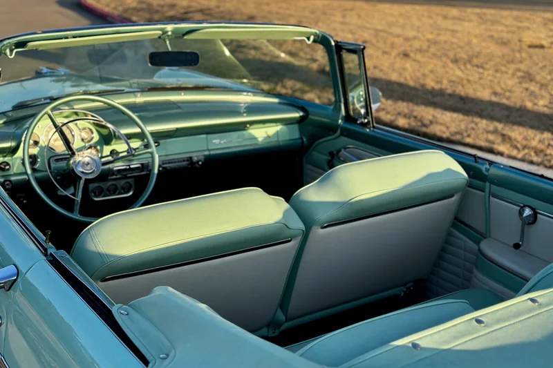 1956 Ford Fairlane Sunliner 6