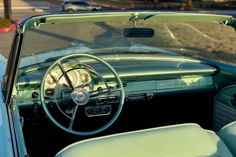 1956 Ford Fairlane Sunliner 7