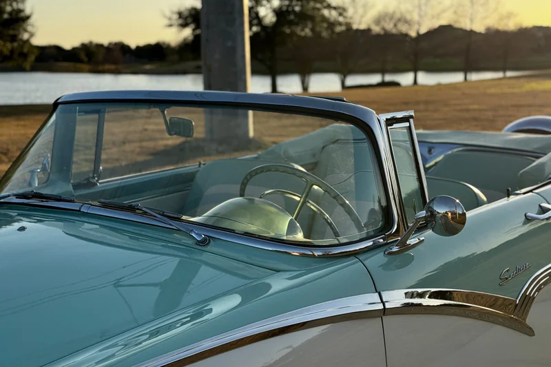 1956 Ford Fairlane Sunliner 9
