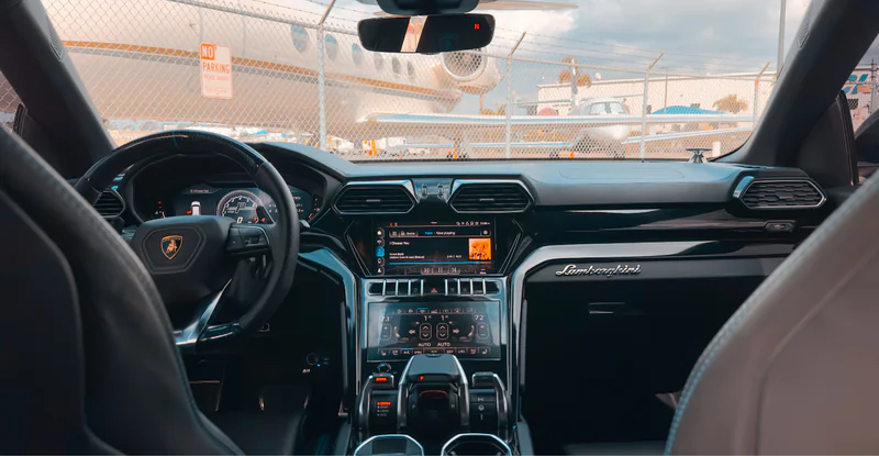 2018 Lamborghini Urus 6