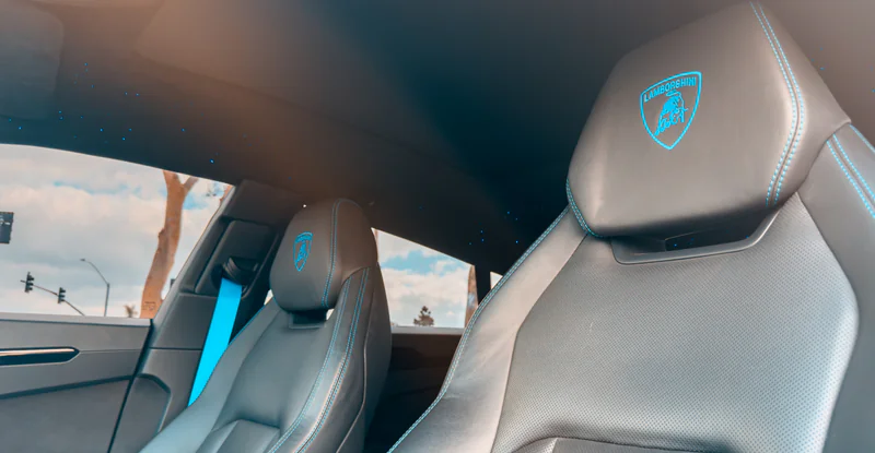 2018 Lamborghini Urus 9