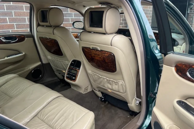 2005 Jaguar XJ