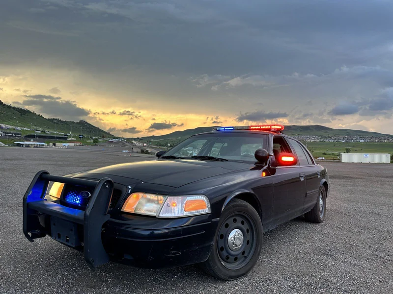 2010 Ford Crown Victoria Police Interceptor 3