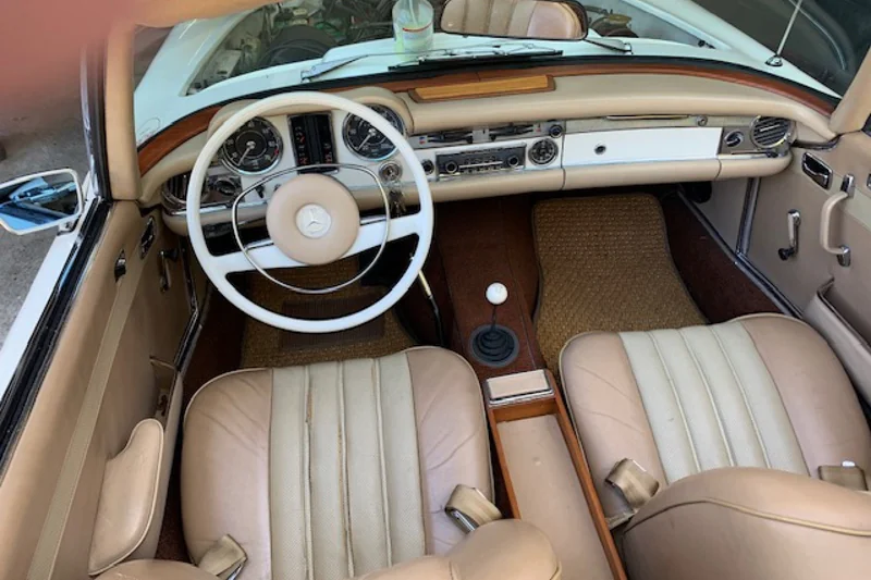 1968 Mercedes-Benz 280SL