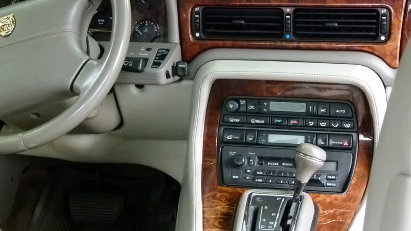 1997 Jaguar XJ-6L 2