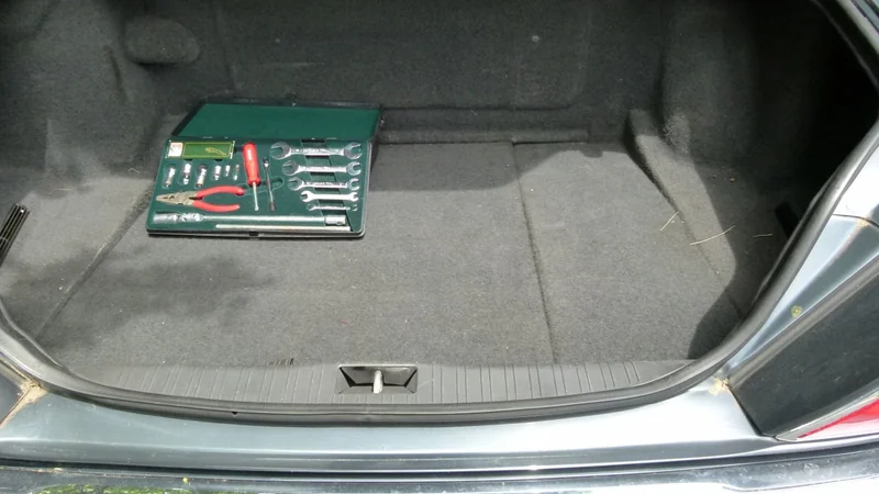1997 Jaguar XJ-6L 8