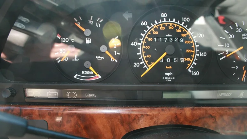 1985 Mercedes-Benz 500SEL 5