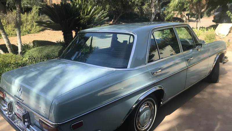 1972 Mercedes-Benz 280SE 2