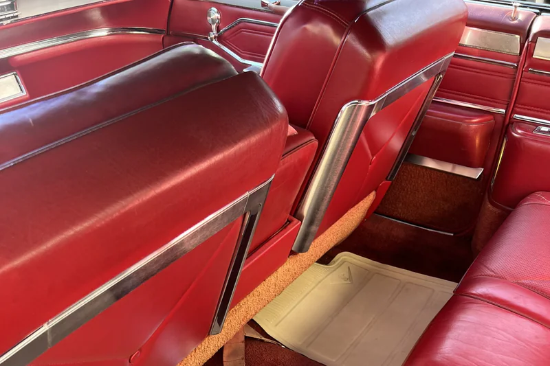 1965 Cadillac DeVille Convertible Coupe 23